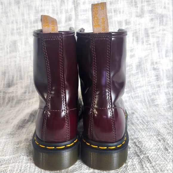 New Dr. Martens Cherry Red Air Wair Vegan RubOff 1460 Lace Up Boots - Picture 4 of 15